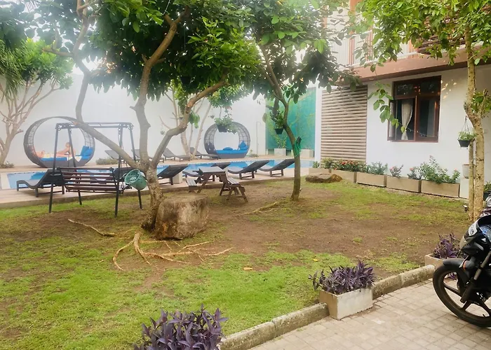 Hotel Cloud 9 Negombo