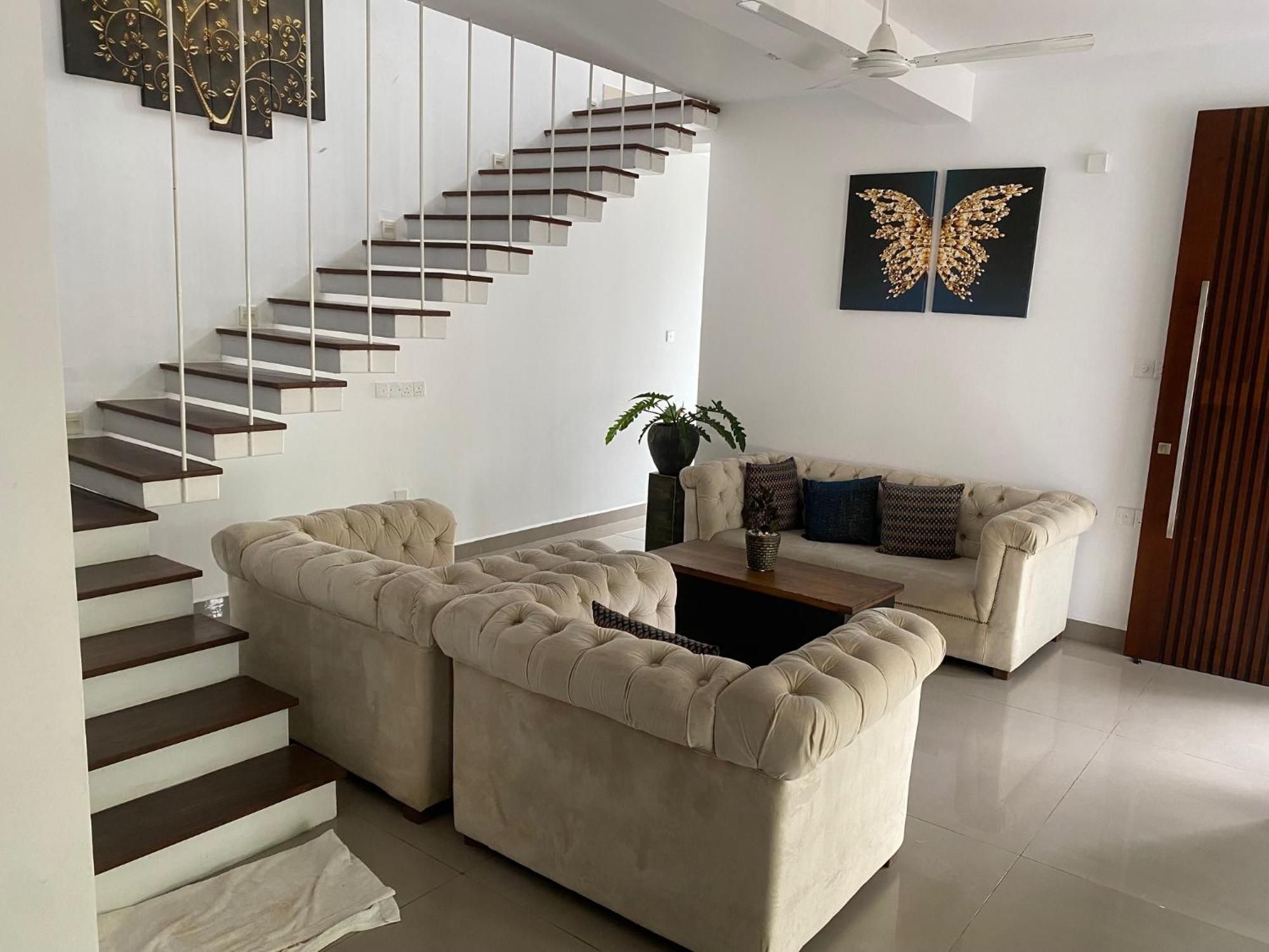 Cloud 9 Negombo