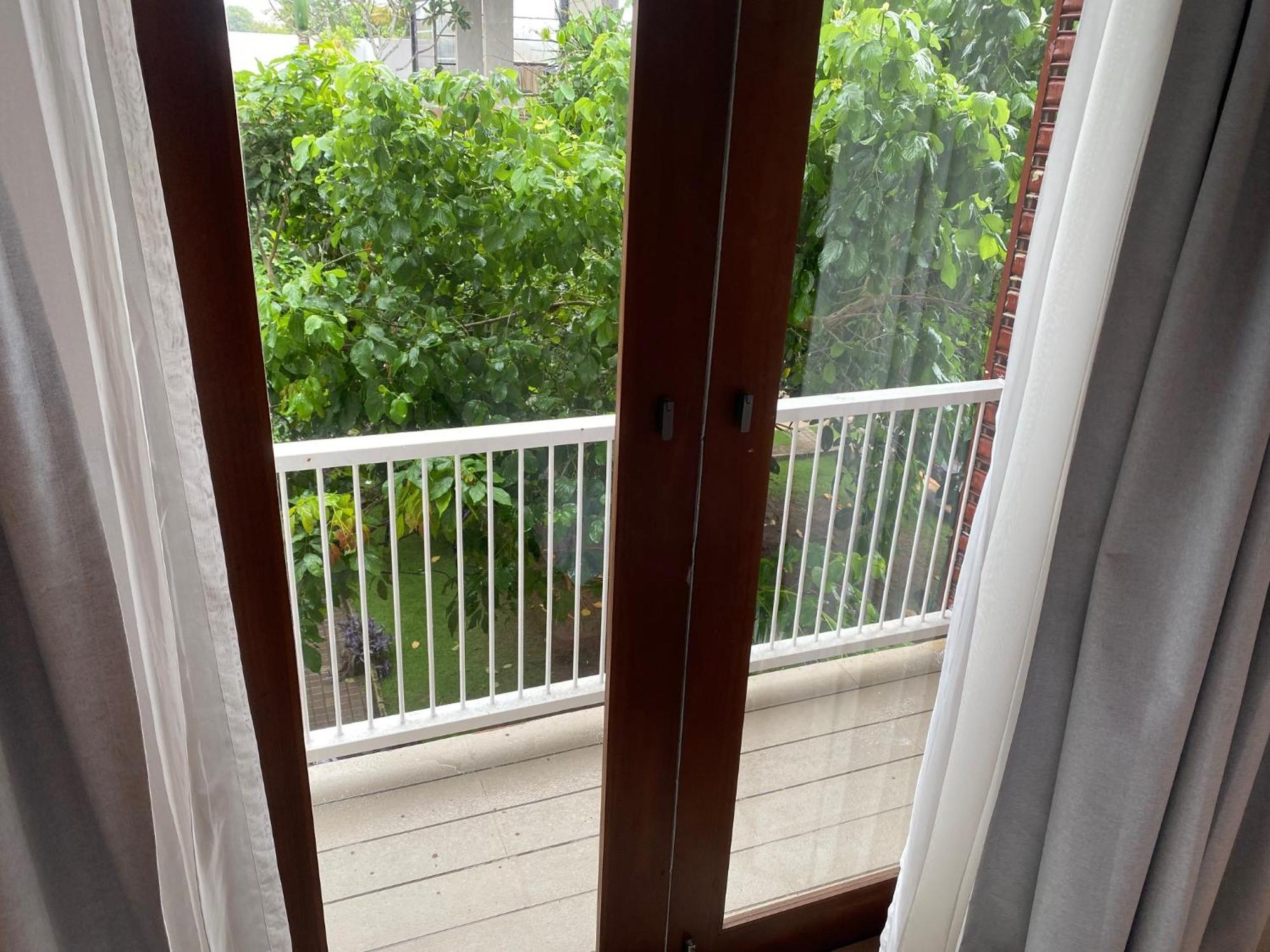 Hotel Cloud 9 Negombo
